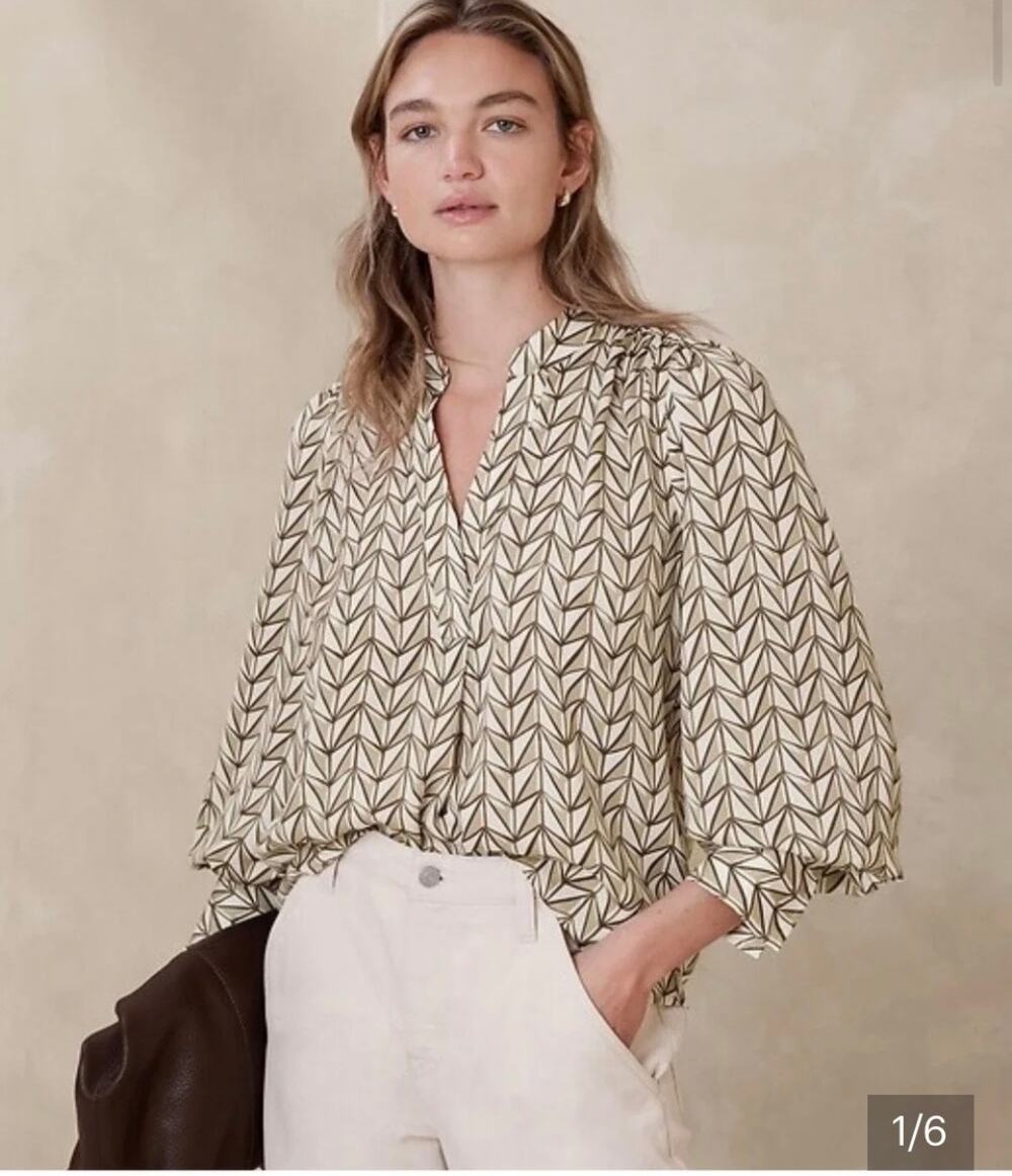 Banana Republic New Neutral Geometric Volume Sleeve Glam Blouse Cream Tan S